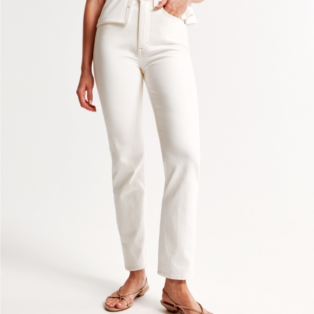 Abercrombie Ultra High Rise Ankle Straight Jeans